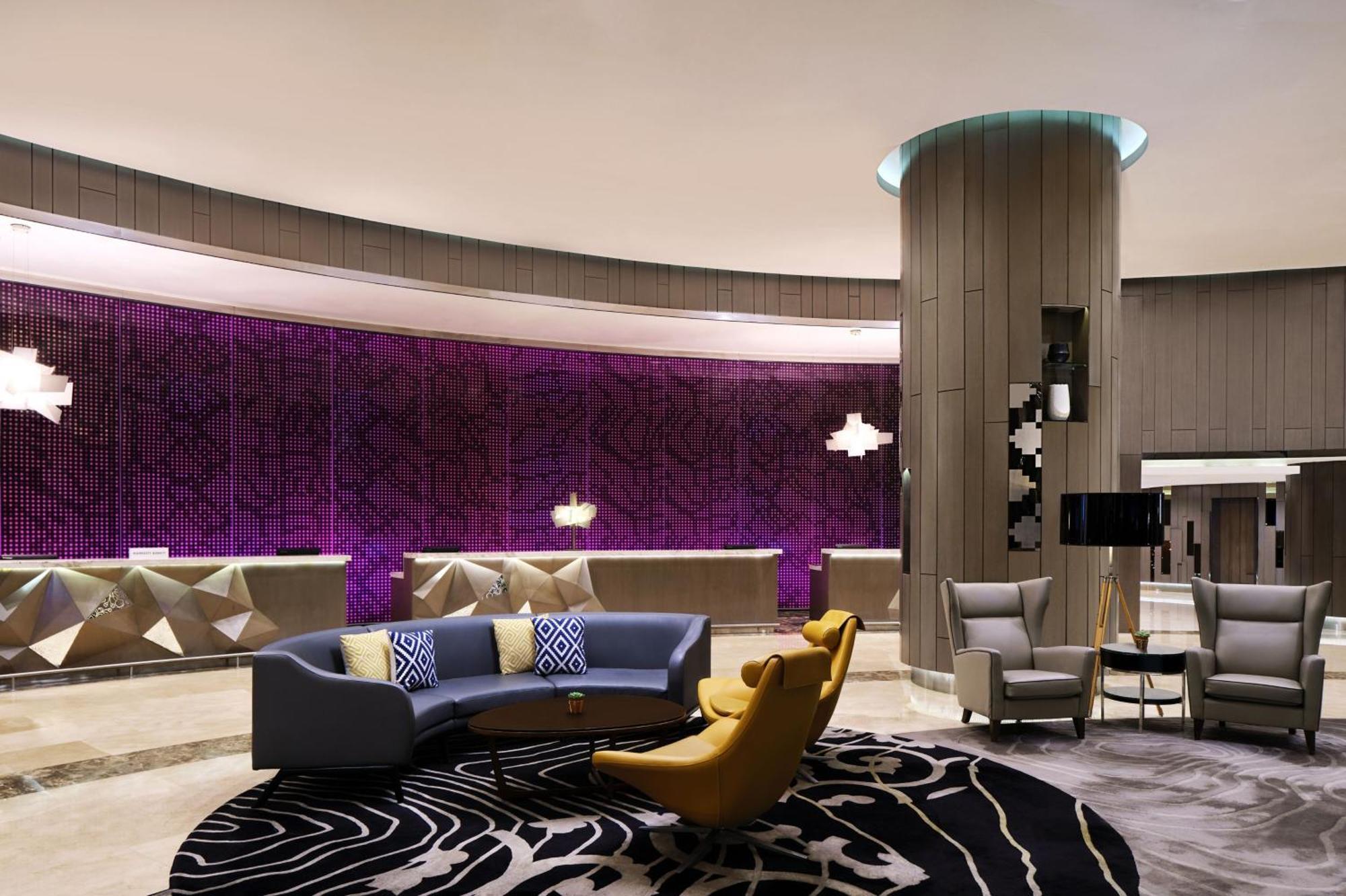 Le Meridien Kuala Lumpur Kültér fotó The lobby of the hotel